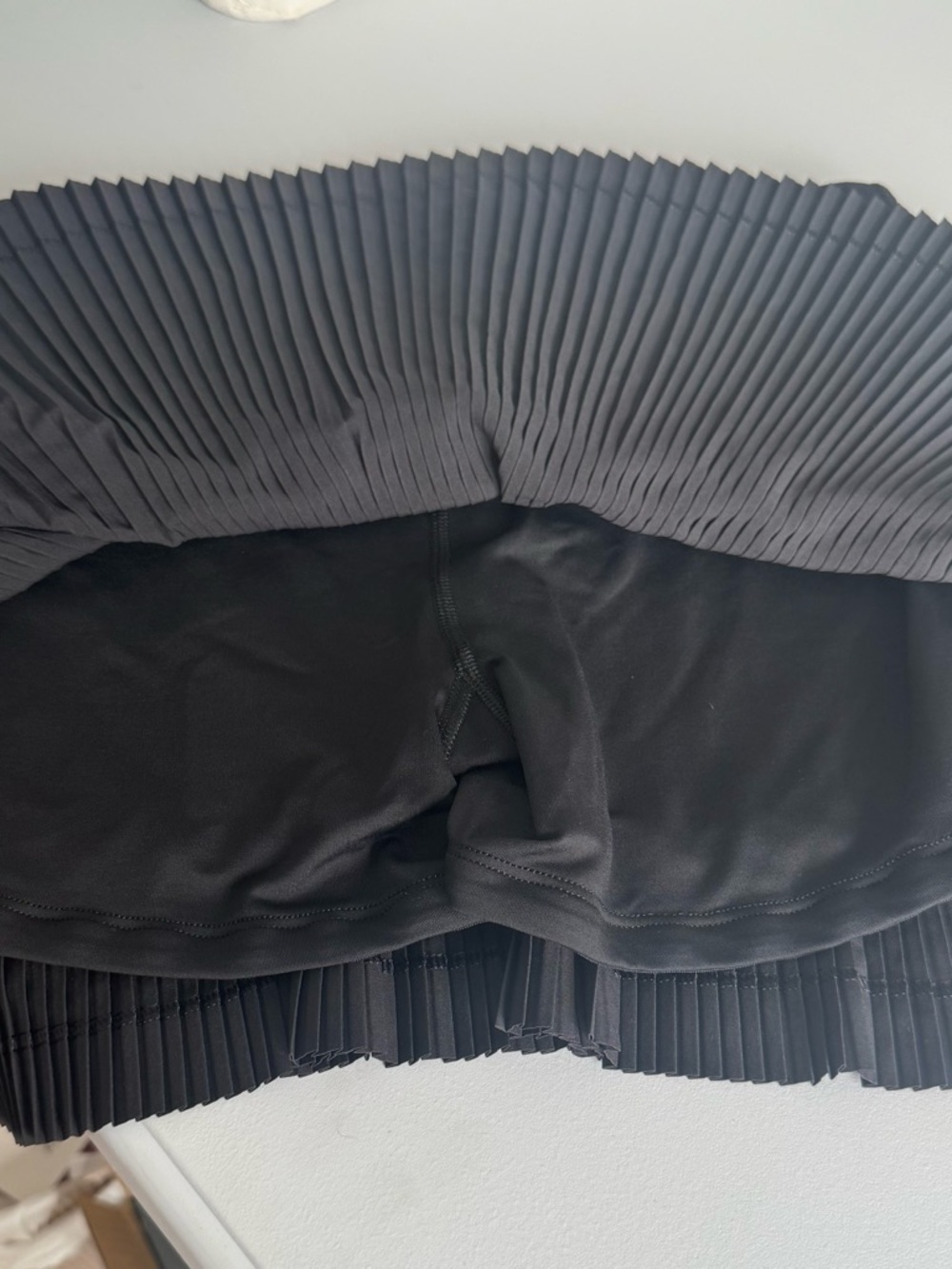 Lululemon Athletica Black Pleat to Street Skirt Size 2 - Picture 6 of 9